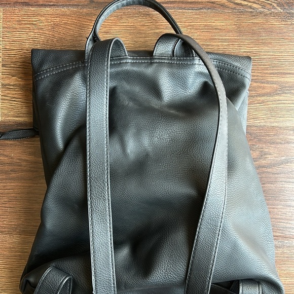 Universal Thread Black Faux Leather Bag | Faux Leather Backpack | Black Bag - Picture 7 of 9